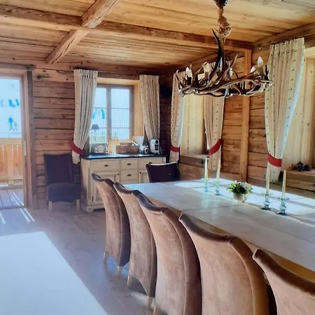 The Stunning Chalet Has 7 Bedrooms Alpesi faház *