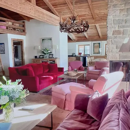 The Stunning Chalet Has 7 Bedrooms Alpesi faház *